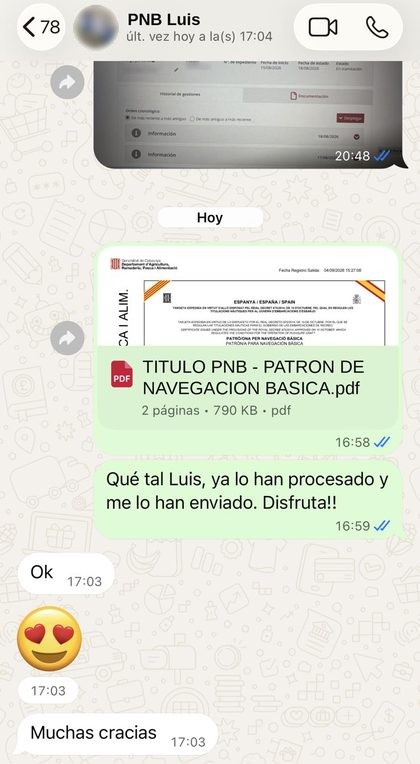 Alumno de PNB recibe su título ya expedido, tramitado por NavegaCurso